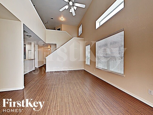 Photo - 9117 Waterman Dr