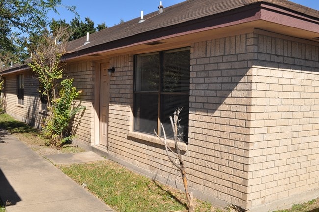 Photo - K-Z Apartments