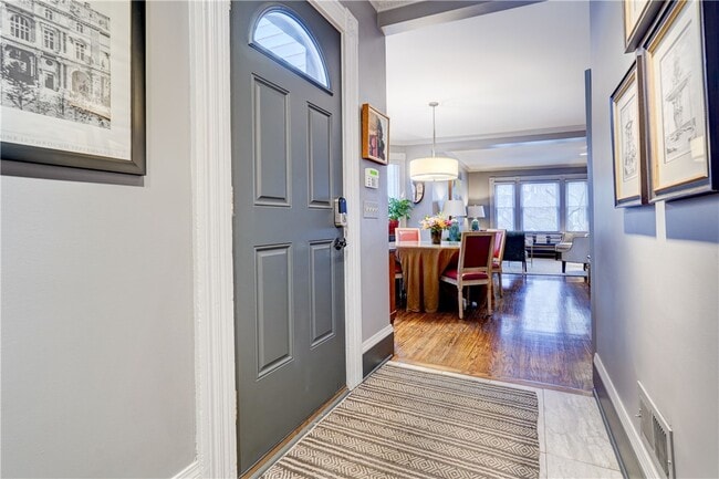 Photo - 249 S Goodman St