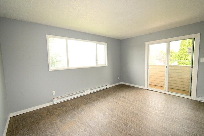 1744 Spruce St Unit 303