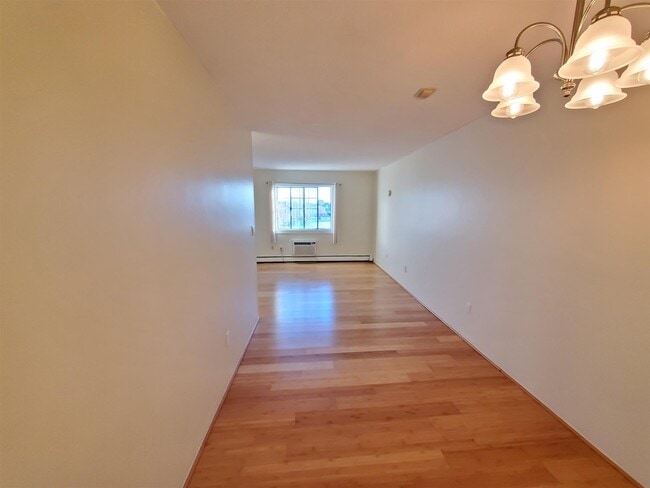 Photo - 474 Broadway Unit 37