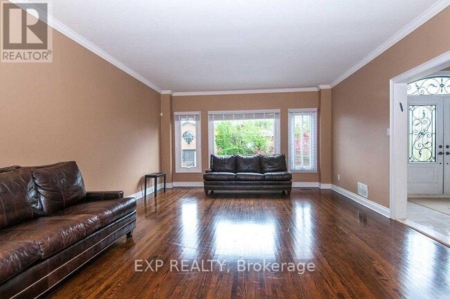 Photo - 220 Viewmount Ave