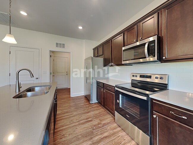 Photo - 3052 Garris Rd