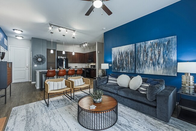 Photo - Aspire at 610