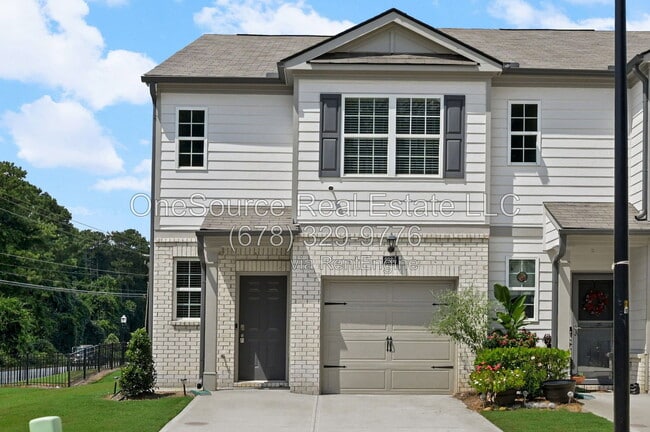 Building Photo - 2366 Haran Dr