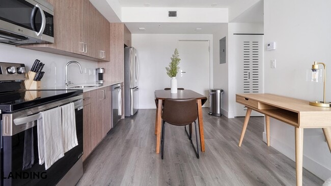 Photo - 1025 E 25th St Unit 625