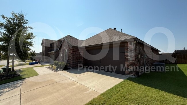Building Photo - 513 Gunsmoke Trail Rental