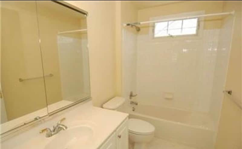 Photo - 43339 La Belle Pl