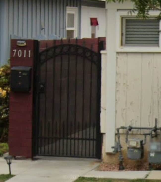 Building Photo - 7011 Jumilla Ave Unit - B