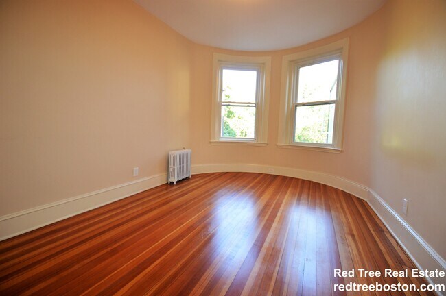 Photo - 35 Saint Paul St Unit 2