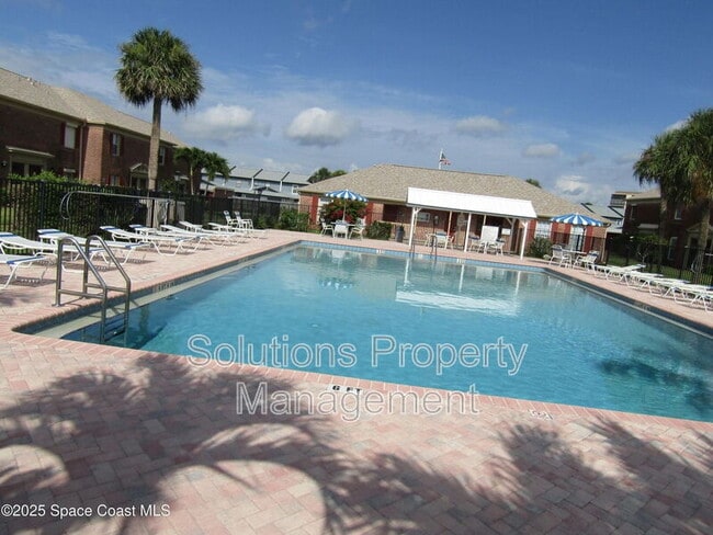 Photo - 910 S Colonial Ct