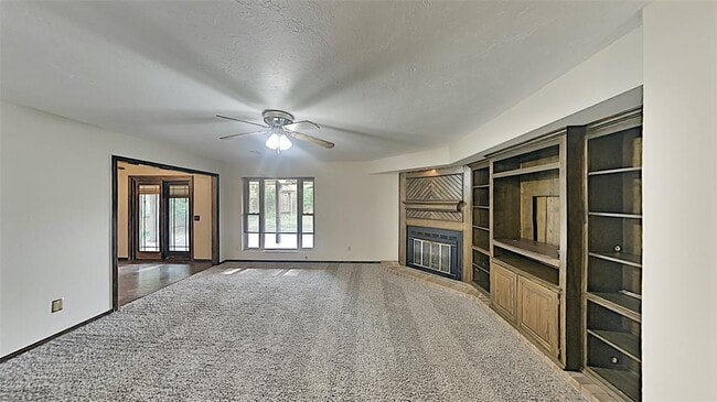 Photo - 3905 Regatta Rd