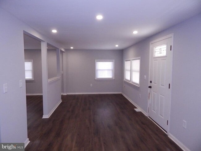 Photo - 114 MacArthur Ave