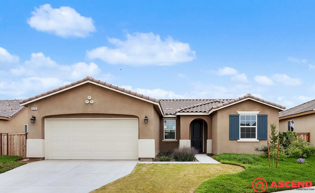 Building Photo - Spacious 3BD/2BA Home in Bakersfield's 93313 — Fully Equipped, Garage & Small Pets Welcome!