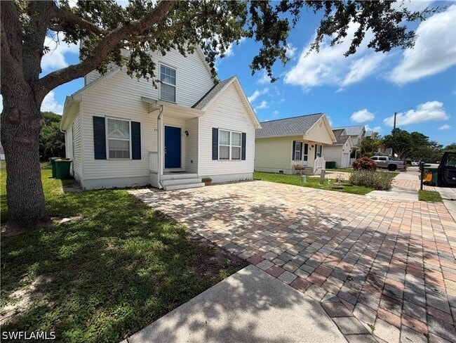 Photo - 250 Leawood Cir