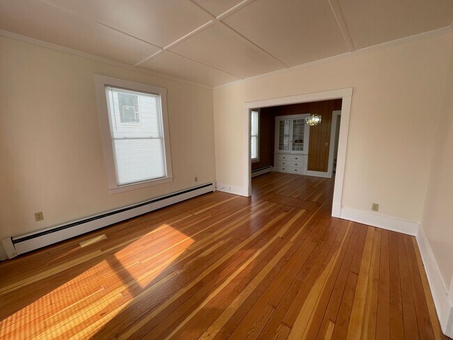 Photo - 9-11 Bracewell Unit 11