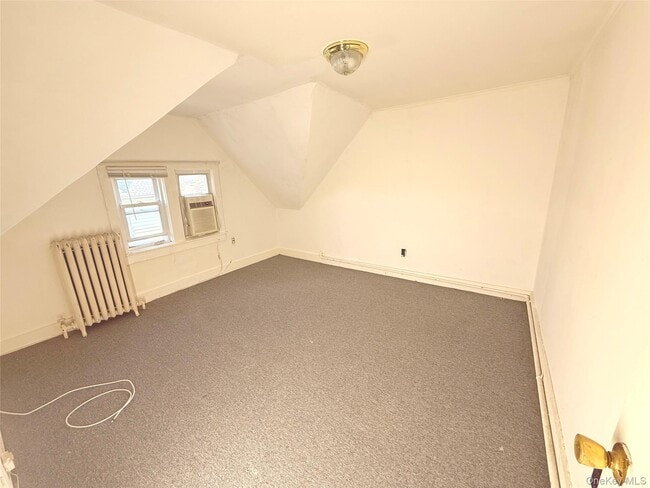 Building Photo - 100 Cottage Ave Unit 3 Rental
