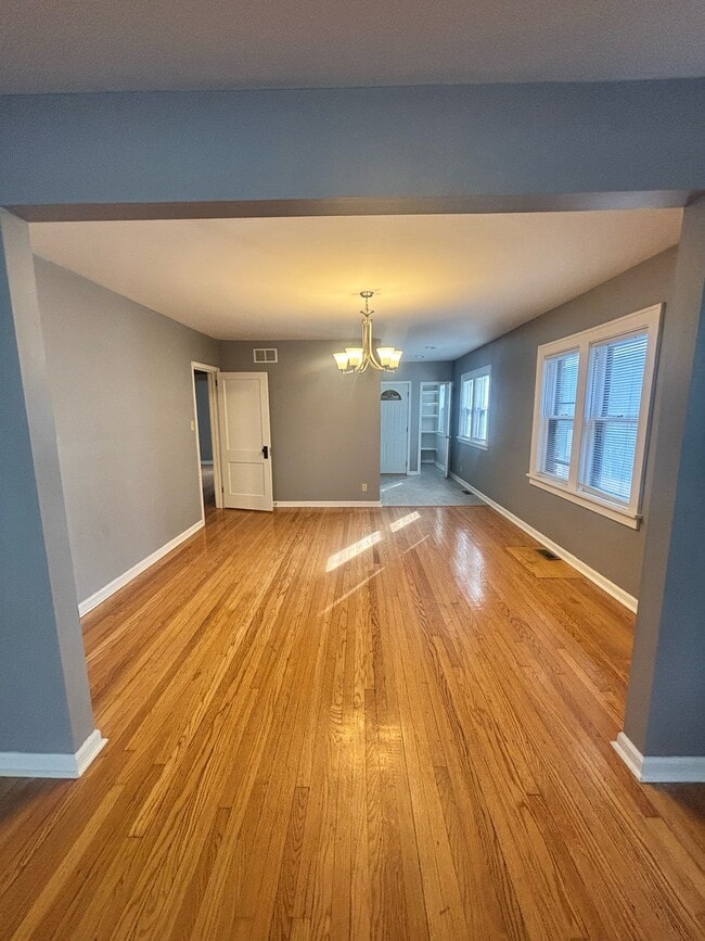 Photo - 1023 N Court St