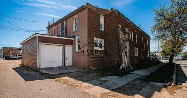 Photo - Great Western Apartments Unit 8
