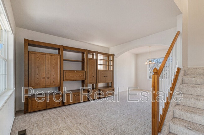 Photo - 113 Overland Ct