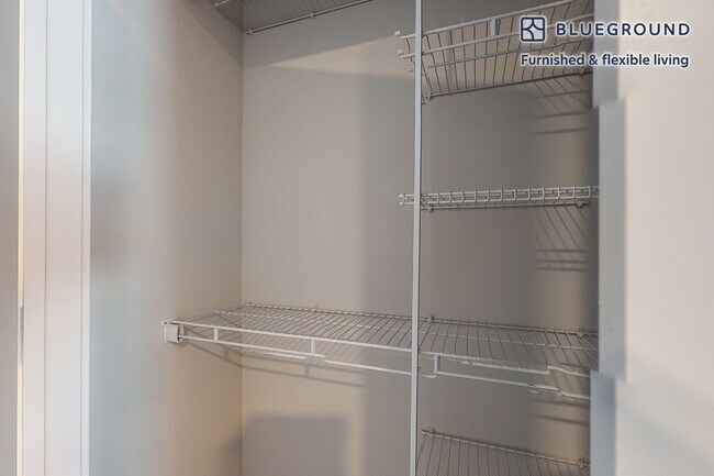 Photo - 79 Alexander St Unit SI FL0-ID889A