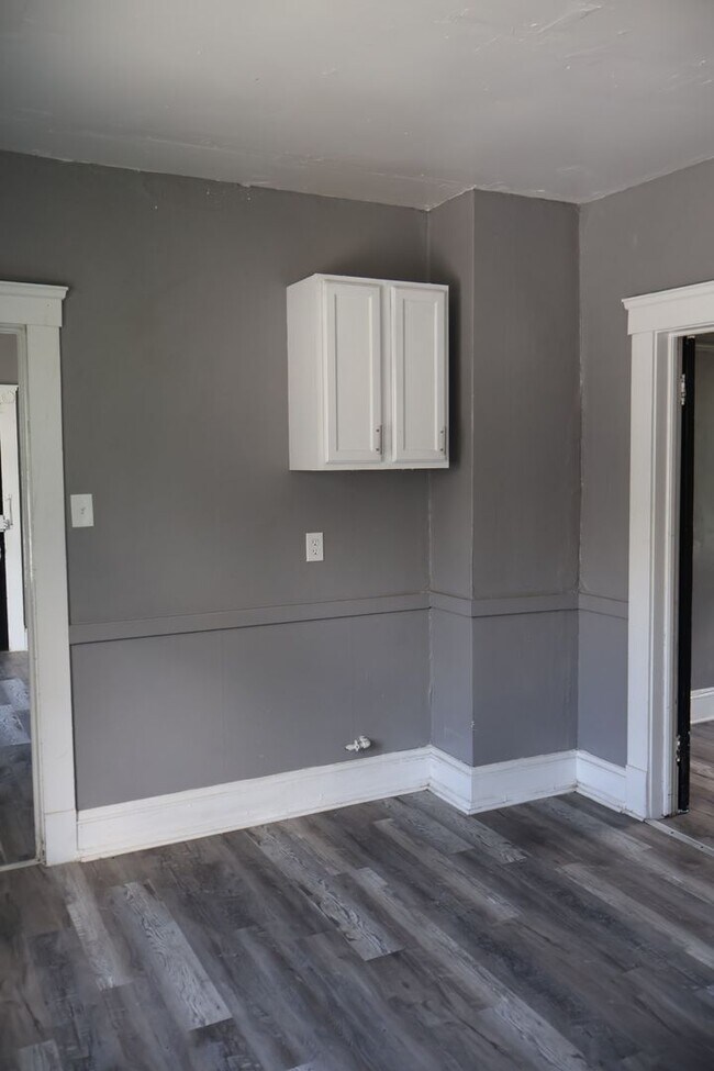 Photo - 6812 Whitney Ave Unit 2