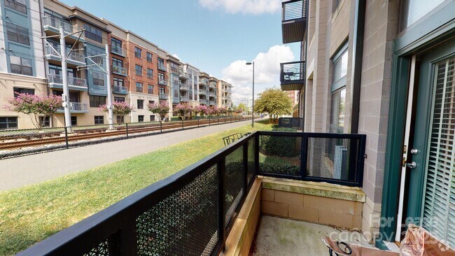 Building Photo - 408 New Bern Station Ct Rental