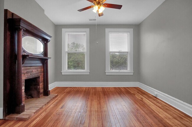 Photo - 2927 Magnolia Ave Unit 2927A - 876