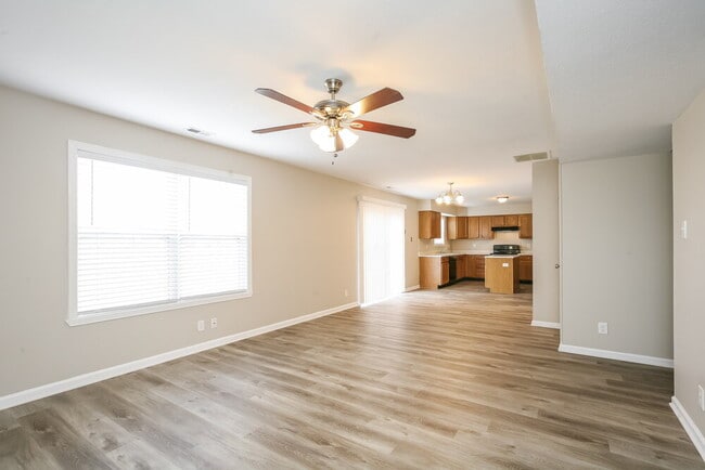 Photo - 8538 Baypointe Dr