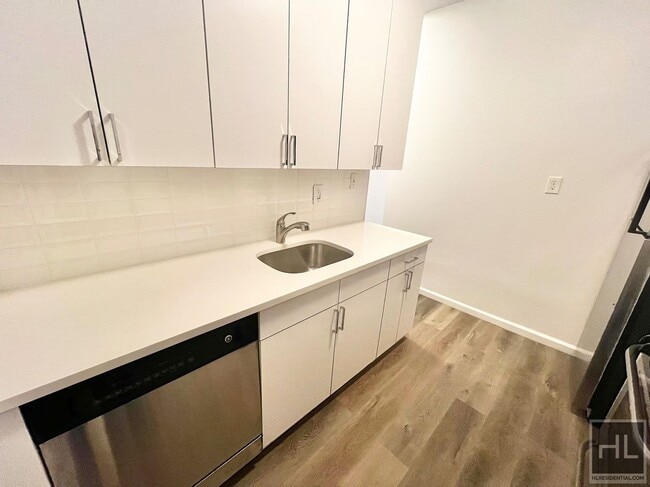 Photo - EAST 88 STREET Unit 3E