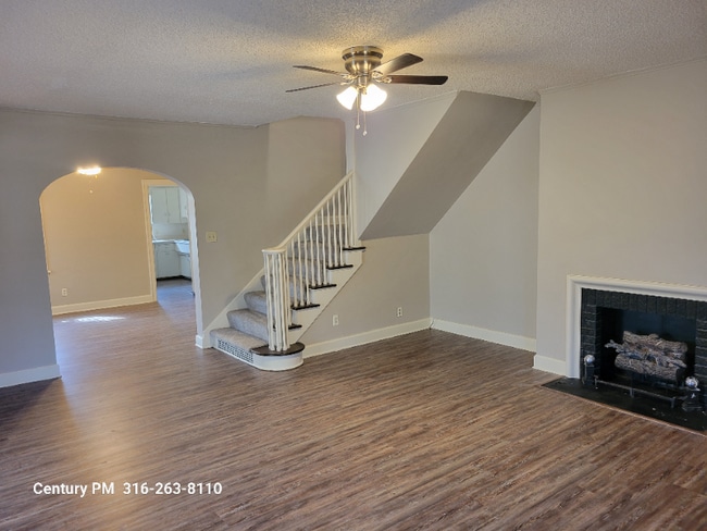 Photo - 3419 Edgemont St Unit 3419