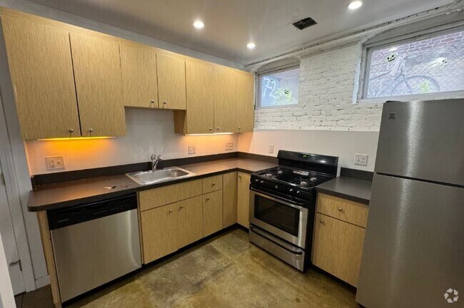 Building Photo - 70 Frankfort St Unit 72-2F Rental