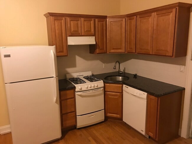 Photo - 287 State St