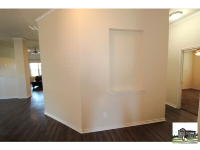 Photo - 2517 Nolan Creek St