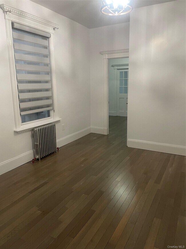 17-20 Menahan St