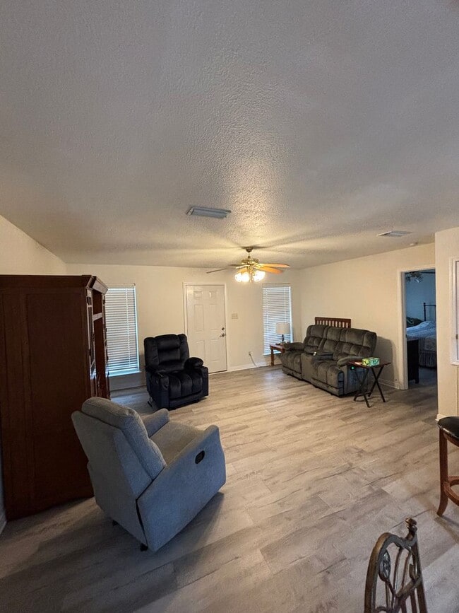 Photo - 3 Bed 2 Bath Home On Dauphin Island