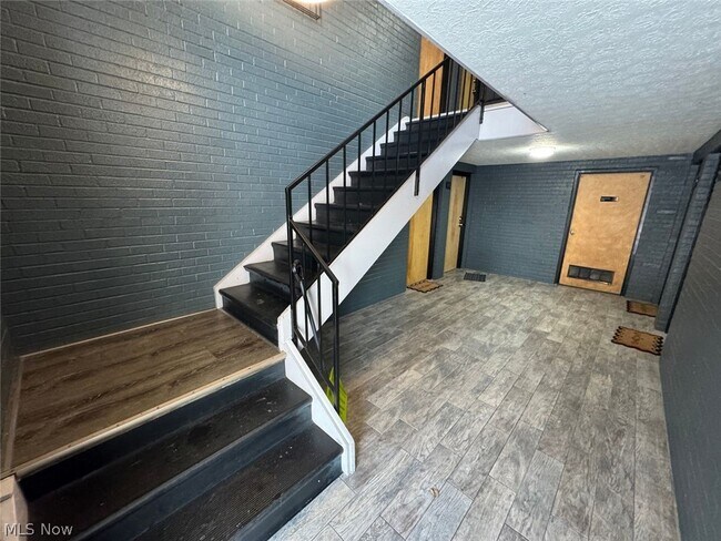 Photo - 24325 Detroit Rd Unit 201A