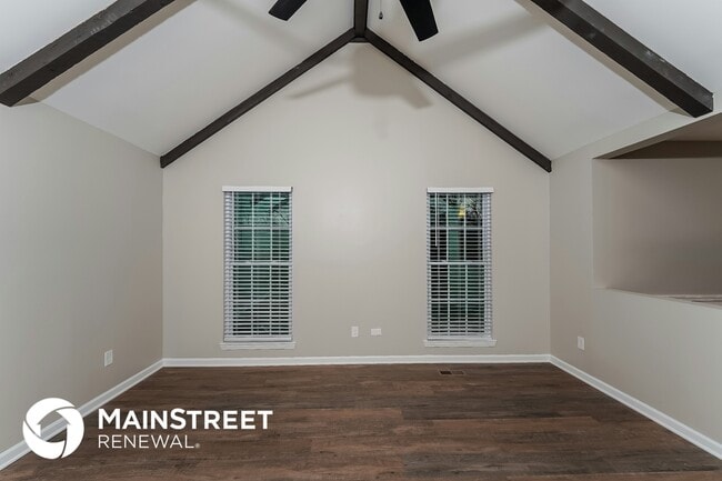 Photo - 6820 Briarwood Dr