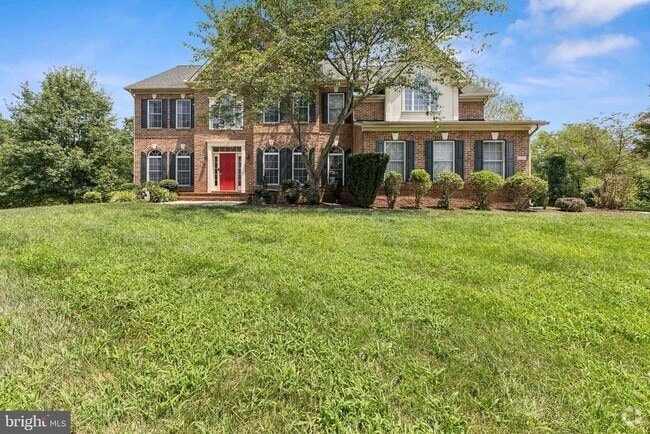Building Photo - 26368 Strathaven Ct Rental