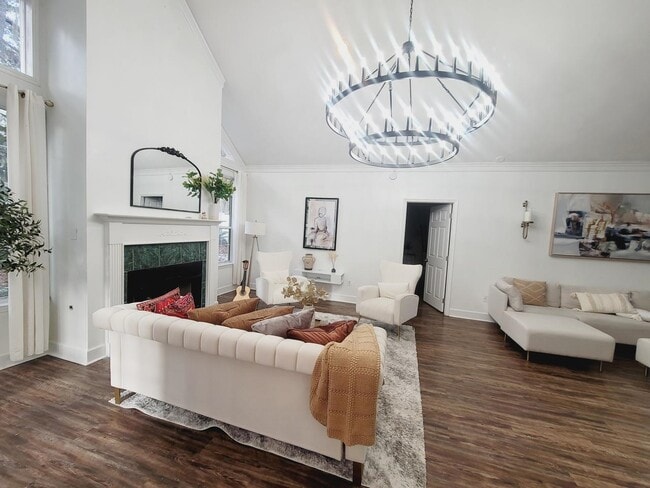 Photo - 1133 Blackhawk Way