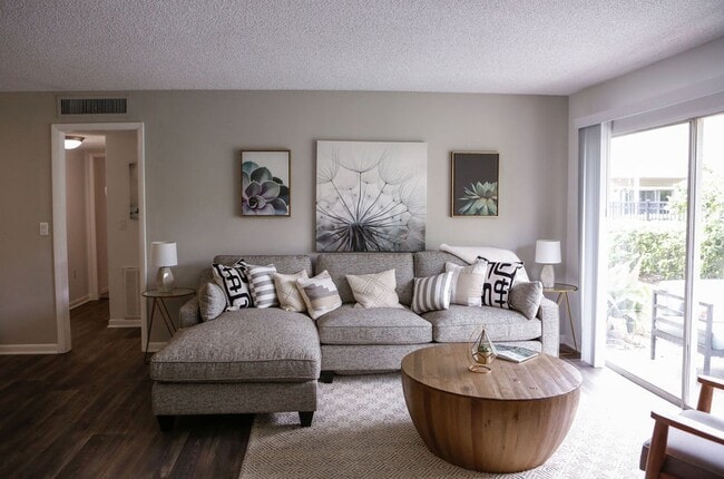 Photo - Flagler Pointe Apartments