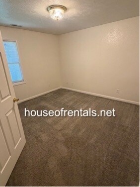 Photo - 906 Pear St Unit D