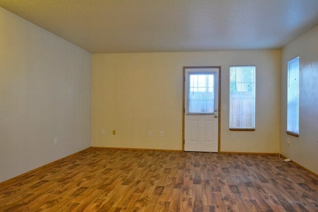 Photo - 1908 NE 46th Ave