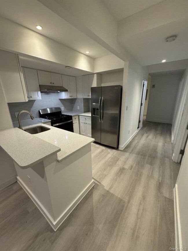 Photo - 42-35 Main St Unit 4A