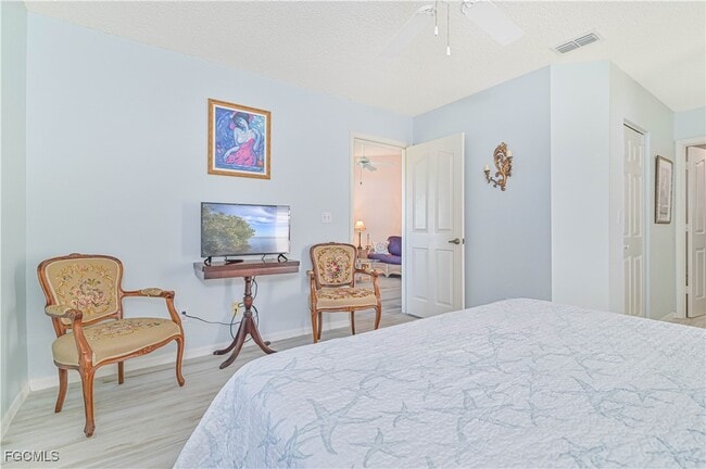 Building Photo - 915 New Waterford Dr Unit H201