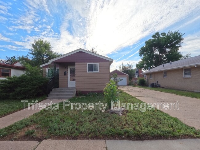 Building Photo - 622 Miller Dr Rental