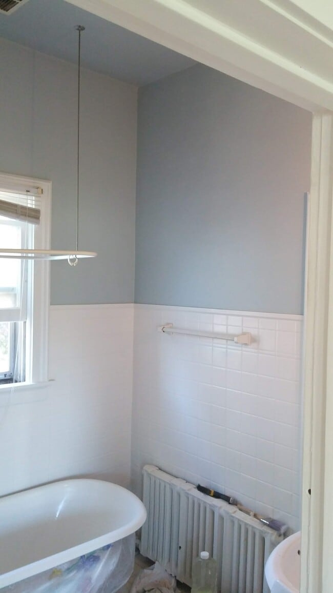 1622 N Warren Ave Unit Upper