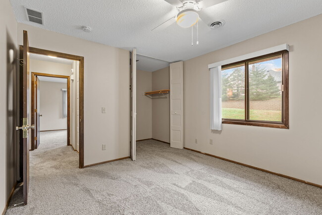 Photo - Griffin Court Apartments