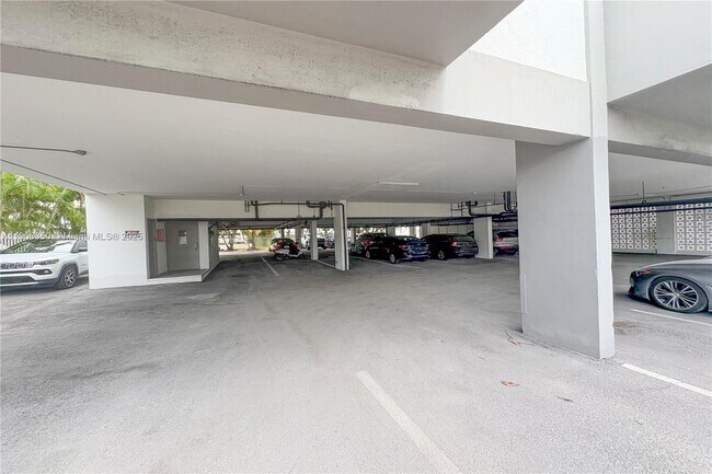 Photo - 1670 Bay Rd Unit 6C