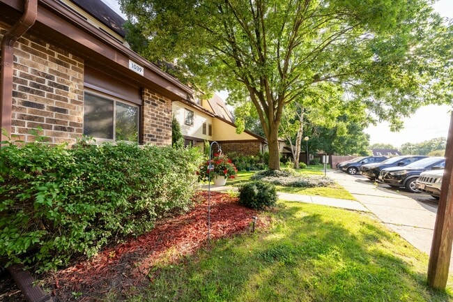 1039 South Sunny Vale Lane, Unit C